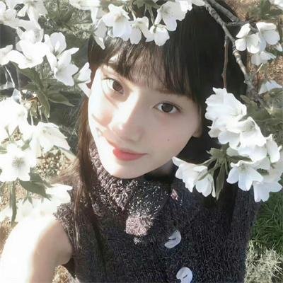 红颜一笑百媚生