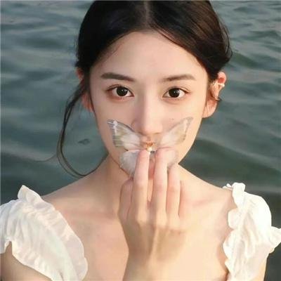 巨力女友是将军